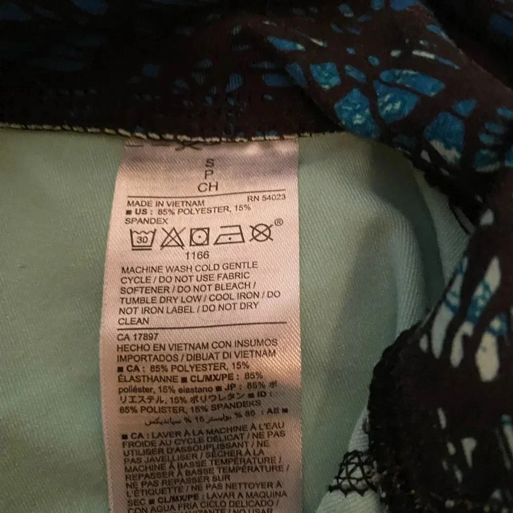 Old Navy Active cropped leggings small - Picture 7 of 7
